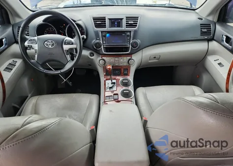 2013 Toyota Highlander Limited z USA, uszkodzony, nr VIN 5TDYK3EH4DS109027